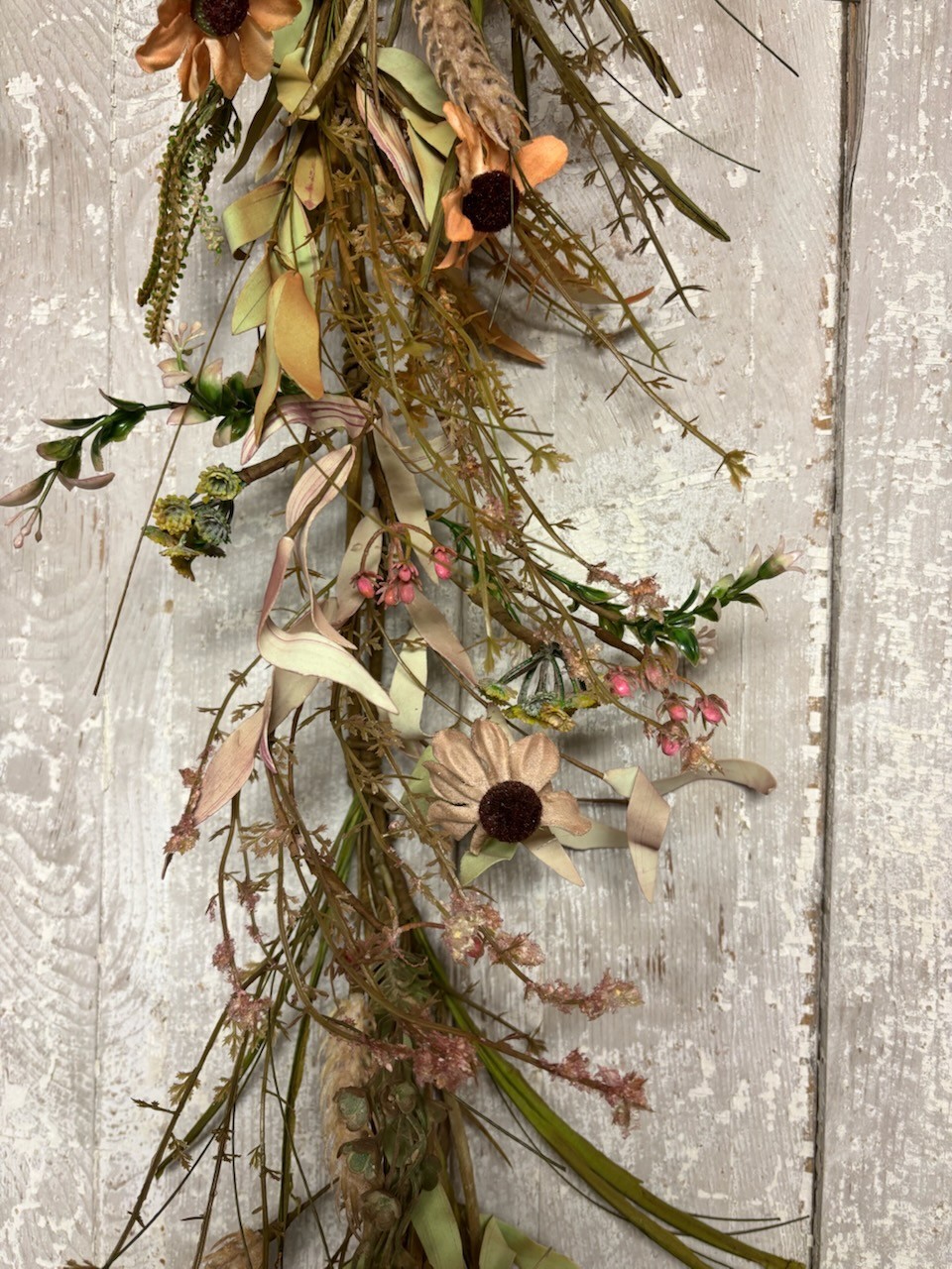Primitive Farmhouse Rustic TEA STAIN DAISY GARLAND Swag Prairie Grass Flowers