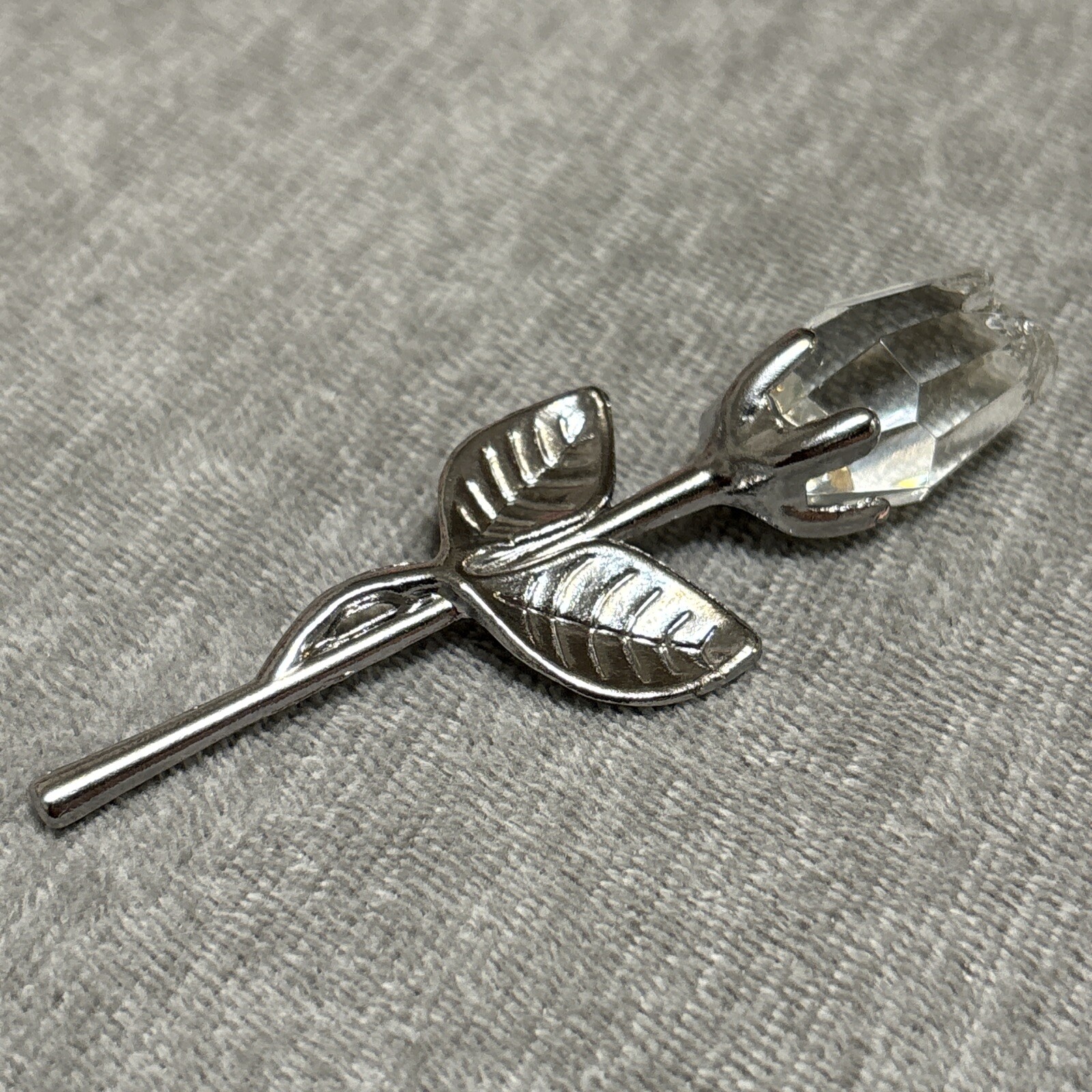 Artificial Crystal like Rose Flower Silver Colored Leaves Romantic Paperweight