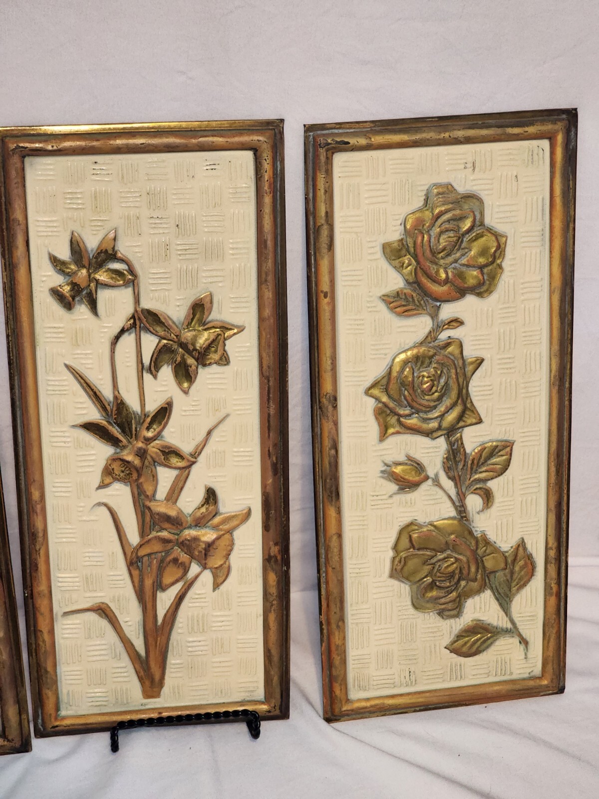3 Vtg Metal Wall Plaques Brass & Yellow In Relief Floral Elpec England