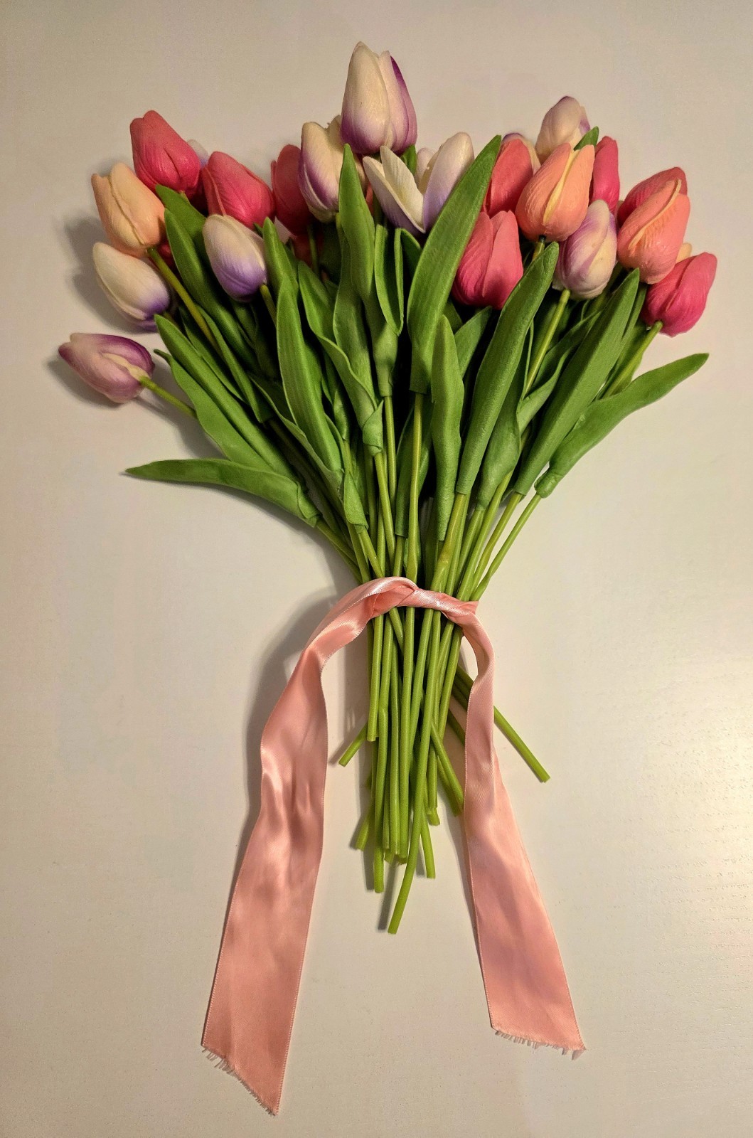 Multi Color Artificial Tulips 16″ Bouquet *preowned, Lovely*