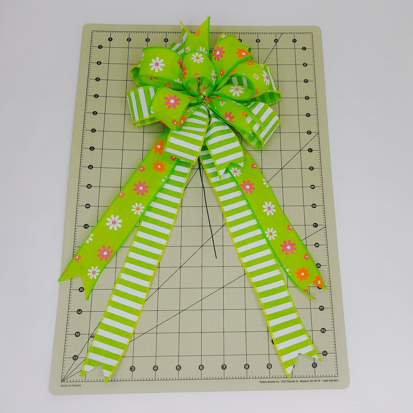 Spring Bow, Wreath Bow, Lime Green, Stripes, Floral Print