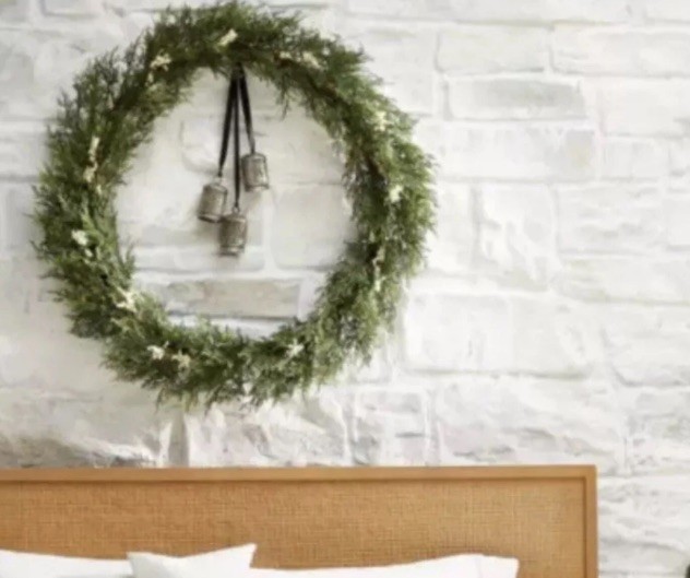 🎁 Hearth & Hand Magnolia 32” Faux Cedar Plant Wreath W/Berries & Bells🆕AS IS