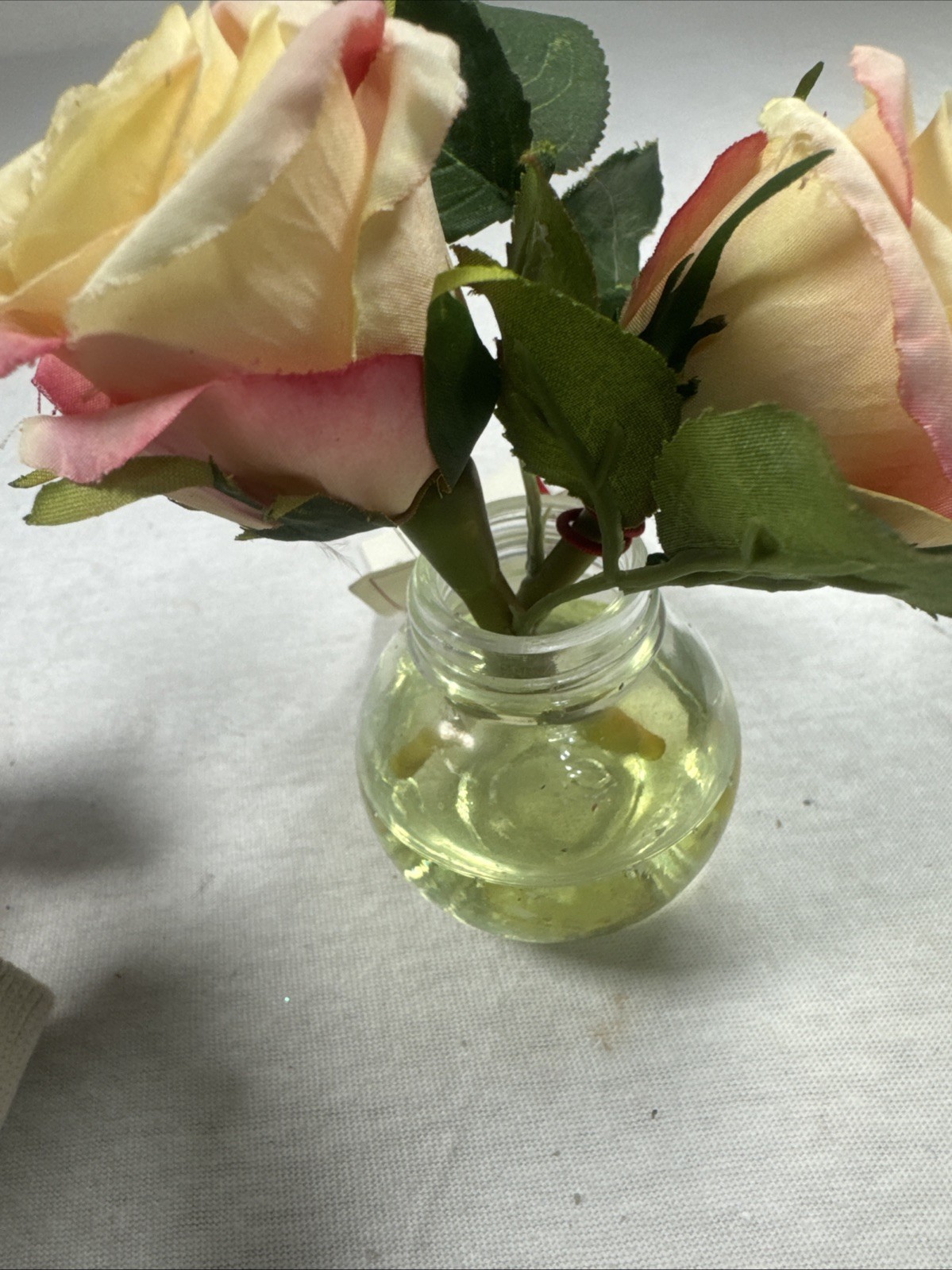 Hallmark Faux Peach Pink Roses Mini Glass Vase Arrangement New With Tag vintage