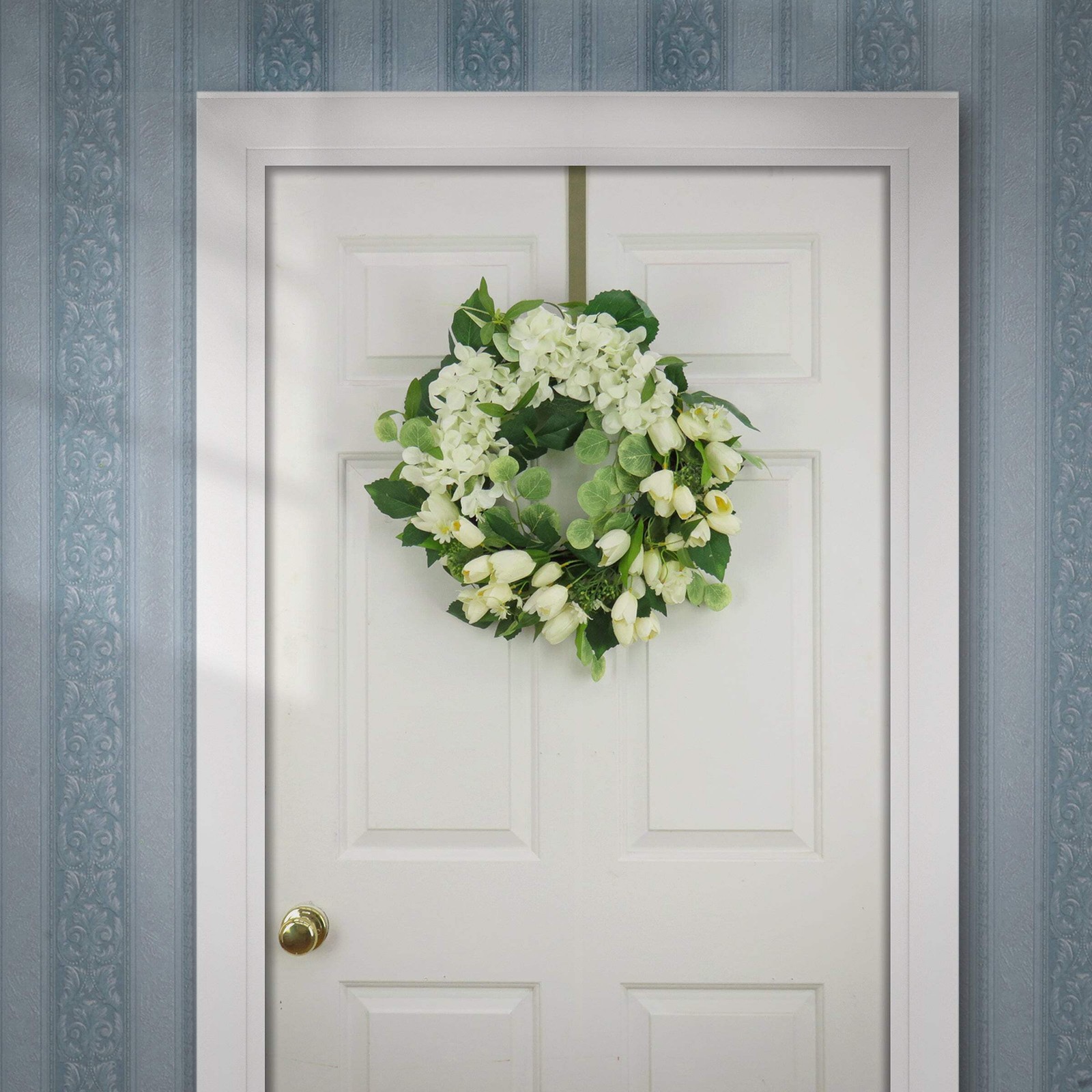22 in. Spring Wreath with Tulip and Buttercup Blooms