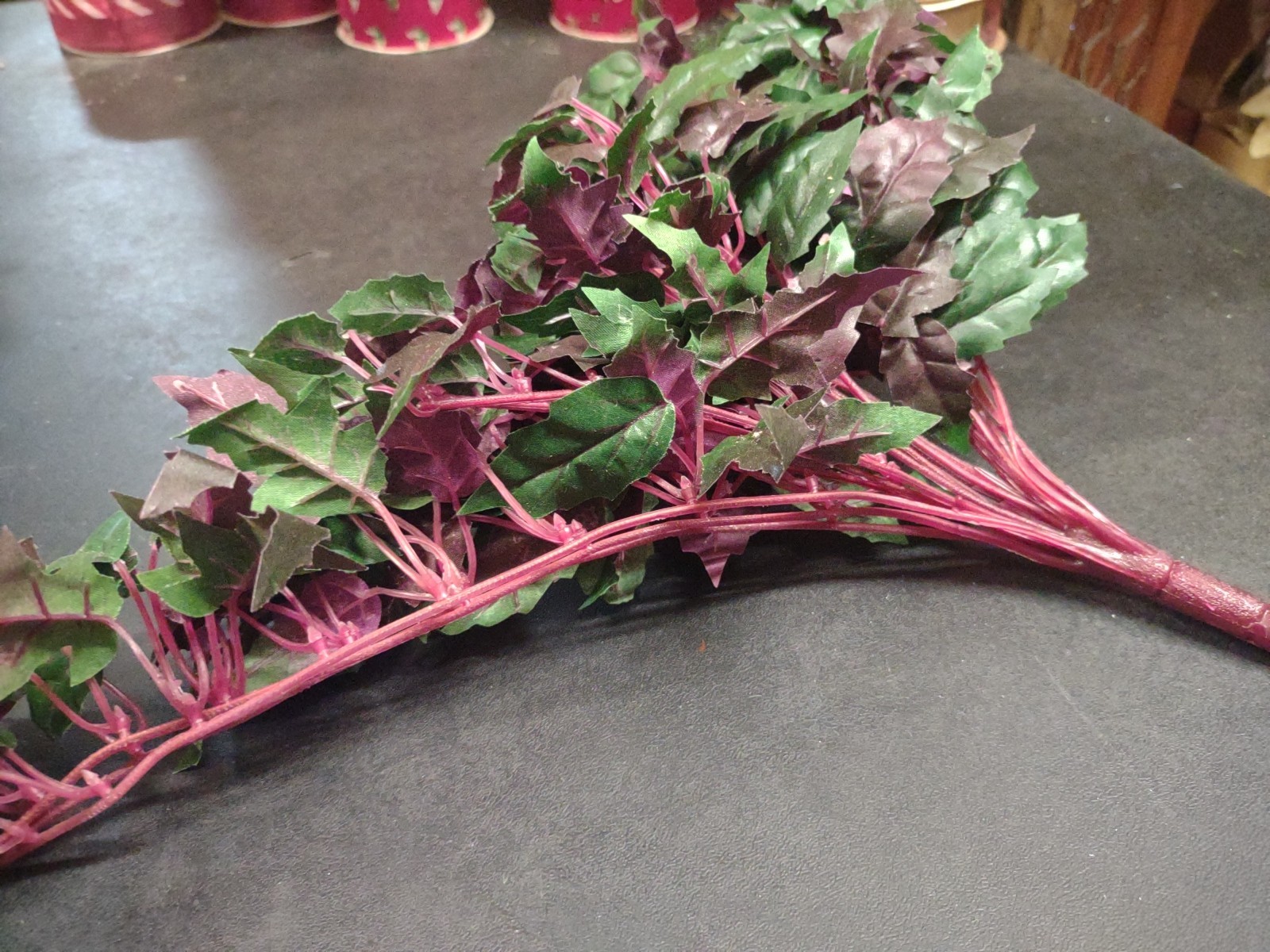 15″ Silk Miniature Ivy Bush with 18 Stems, Green & Purple Leaves, Hanging Vines