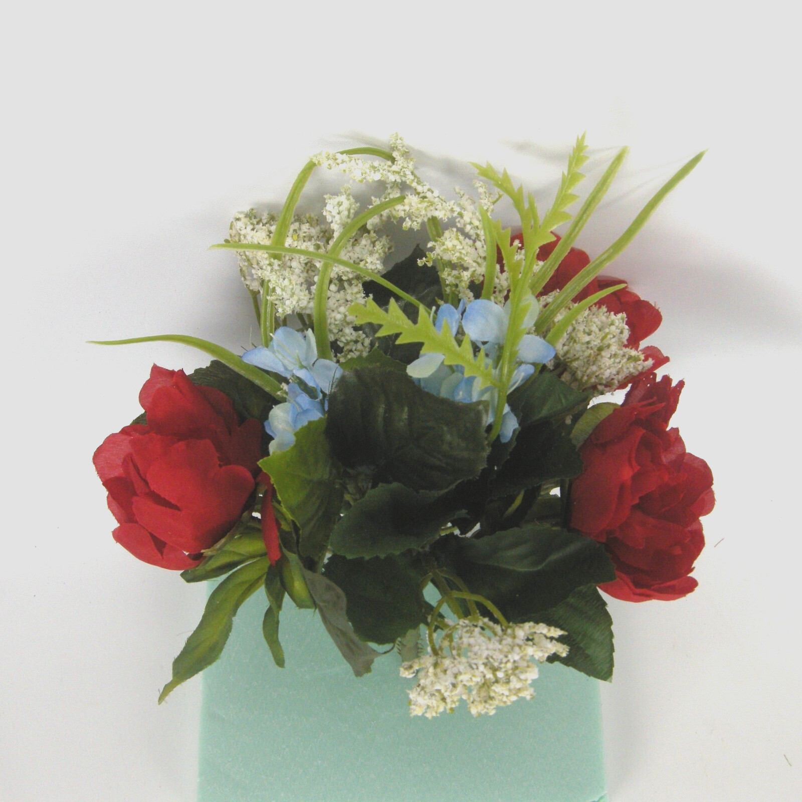 Silk Flower Lot of 17 Bushes 12″ Patriotic Red White Blue Florist Quality