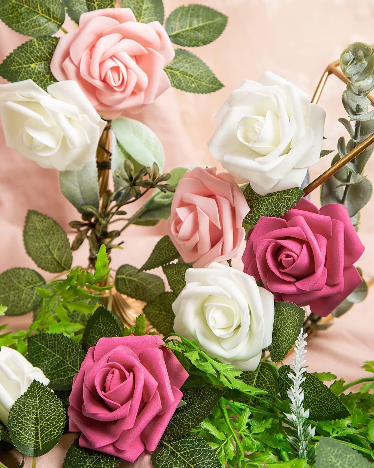 Realistic 25 Artificial Roses with Flexible Stems – Perfect for DIY Projects