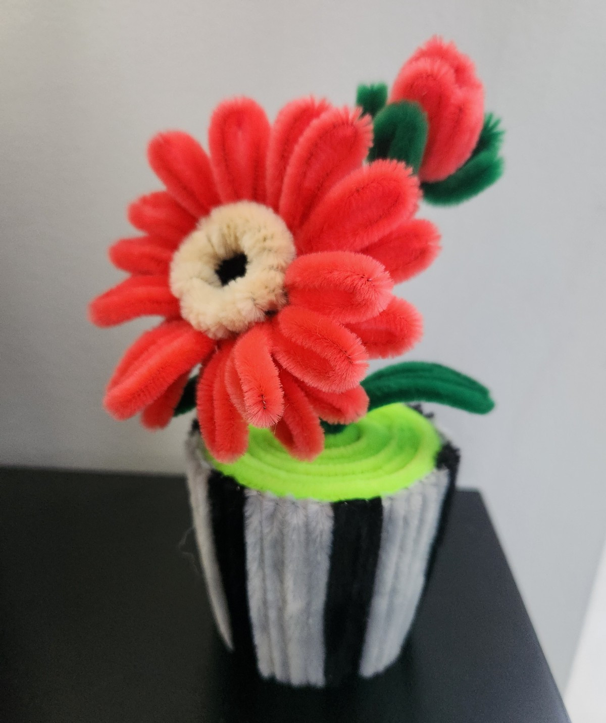 Artificial Felt Daisy Flower Pot Arrangement, Red Green Black White