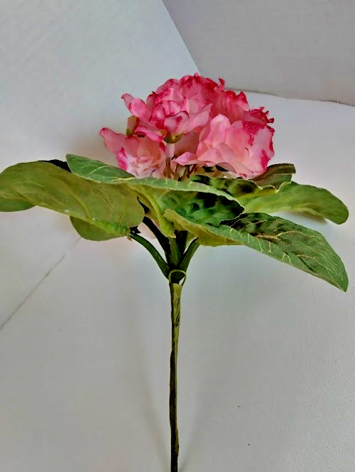 8″ ARTIFICIAL Semi-Miniature African Violet – no pot.