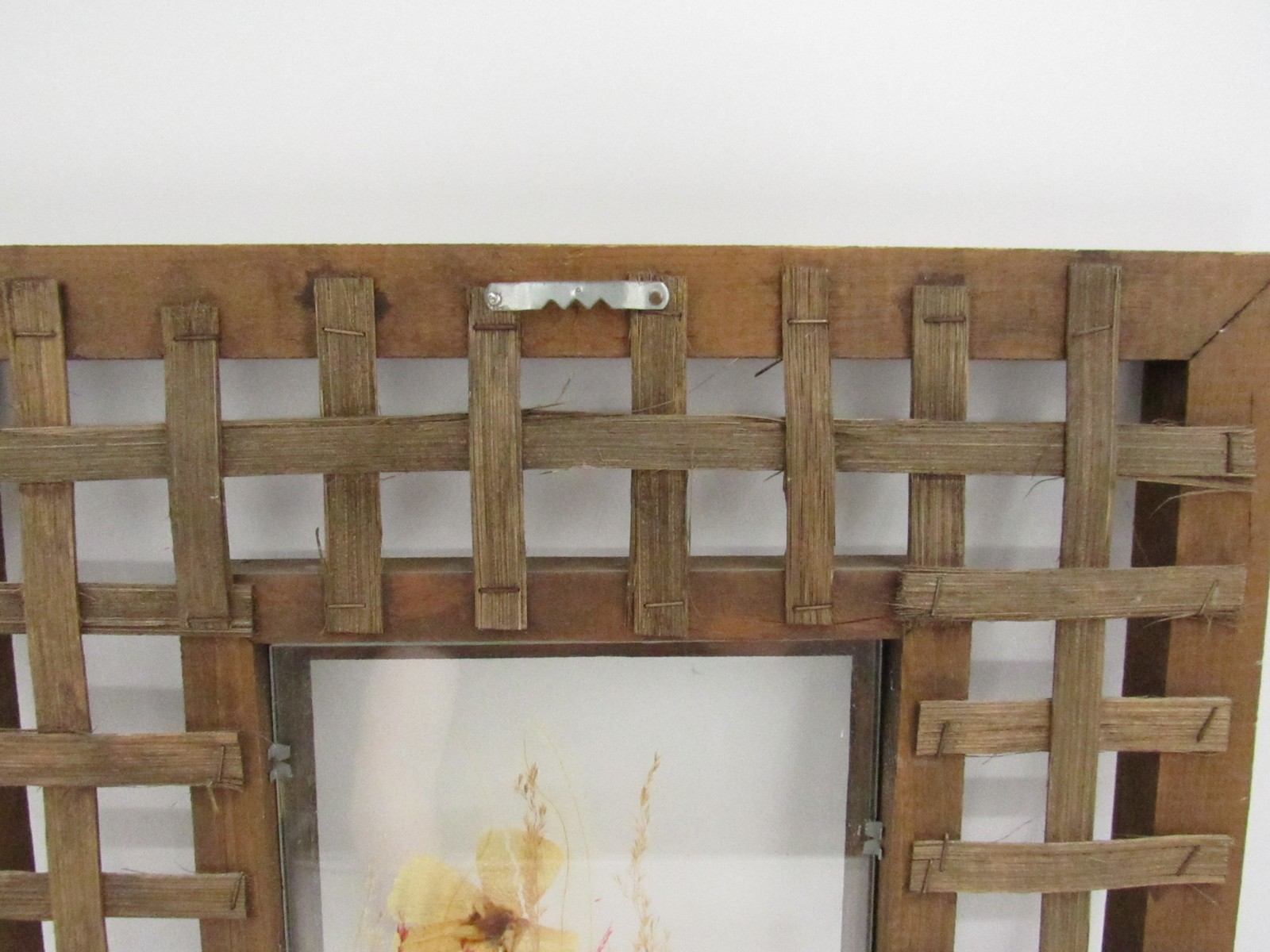 Vintage Don Gray 1976 Dried Floral Glass Pressed Art Wall Hanging Wood Frame