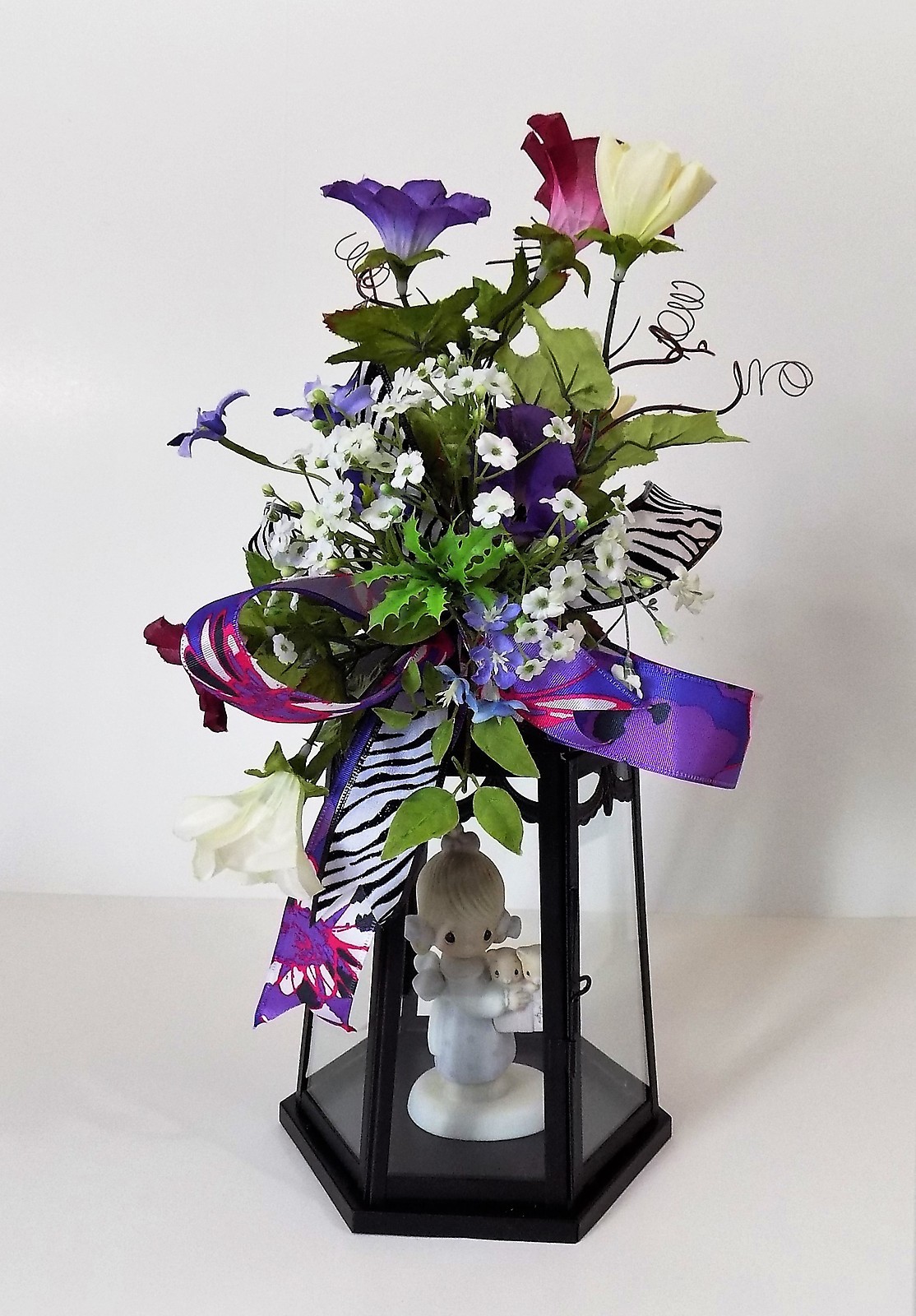 METAL GLASS LANTERN & DECORATIVE FLORAL ACCENT SWAG RIBBON FLOWERS CENTERPIECE