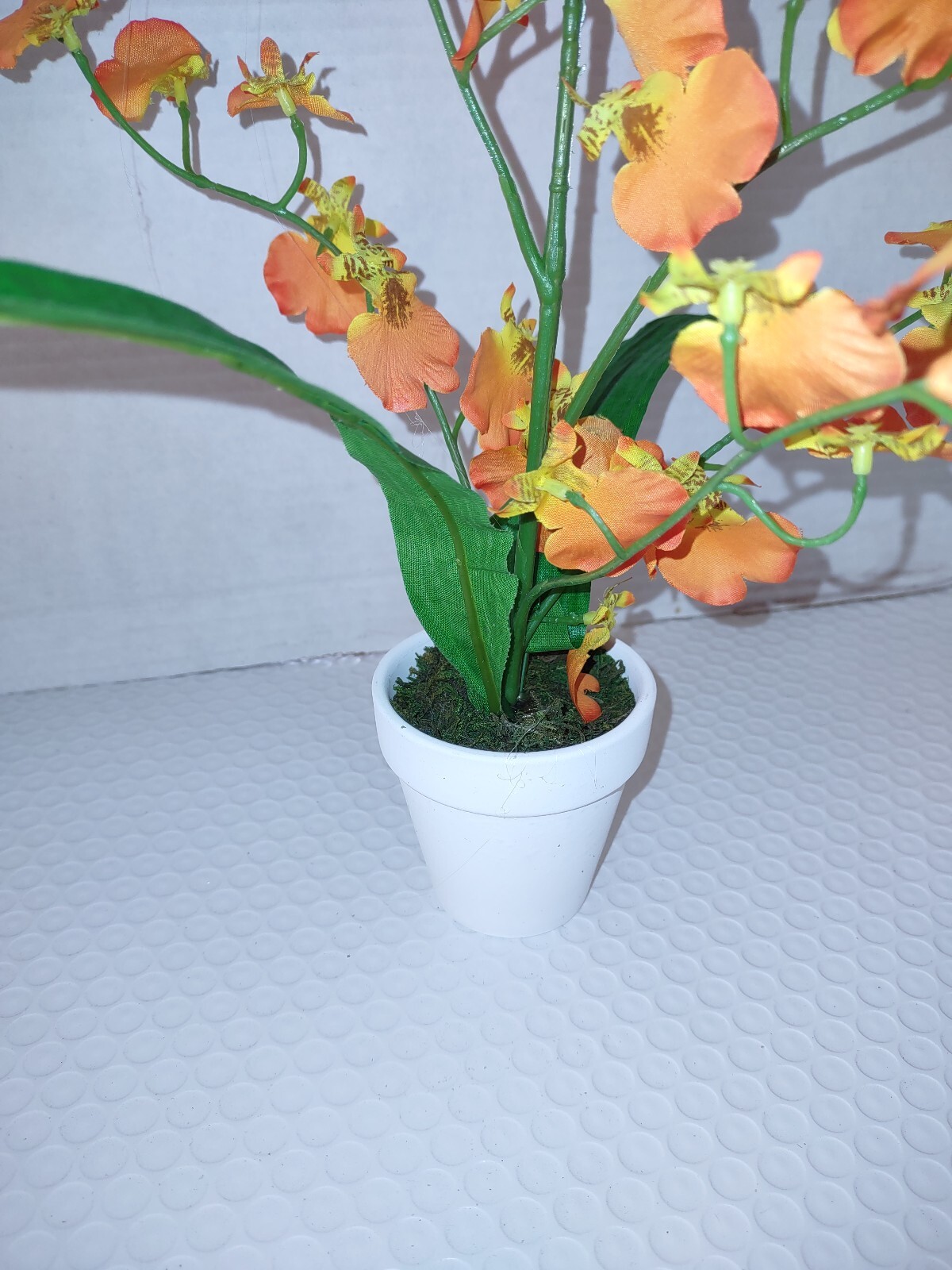 Artificial mini oncidium ‘dancing orchid’ plant