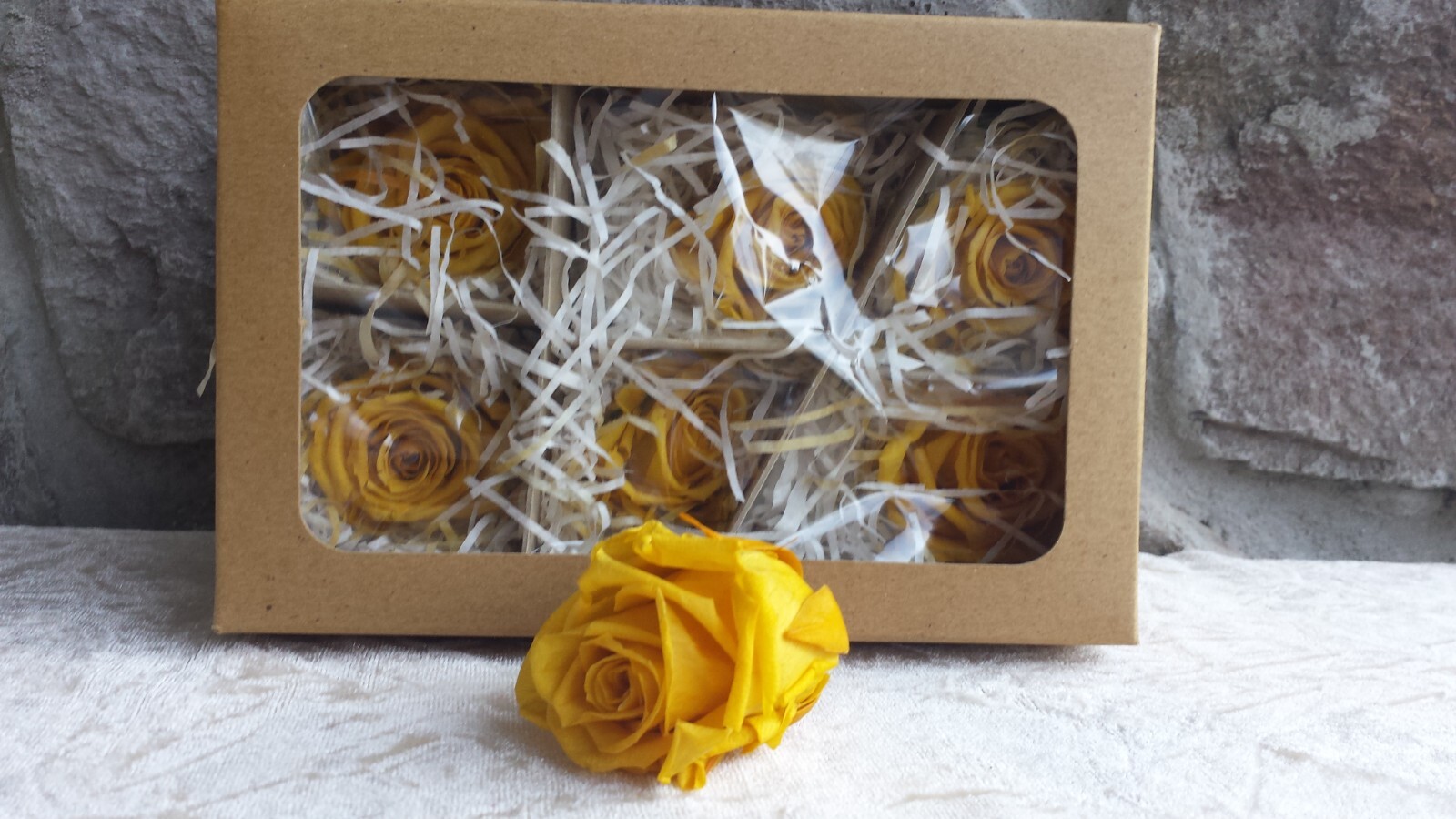 12 Yellow Rose Heads Flowers Silk Soft Artificial Fake DIY Craft Brand New