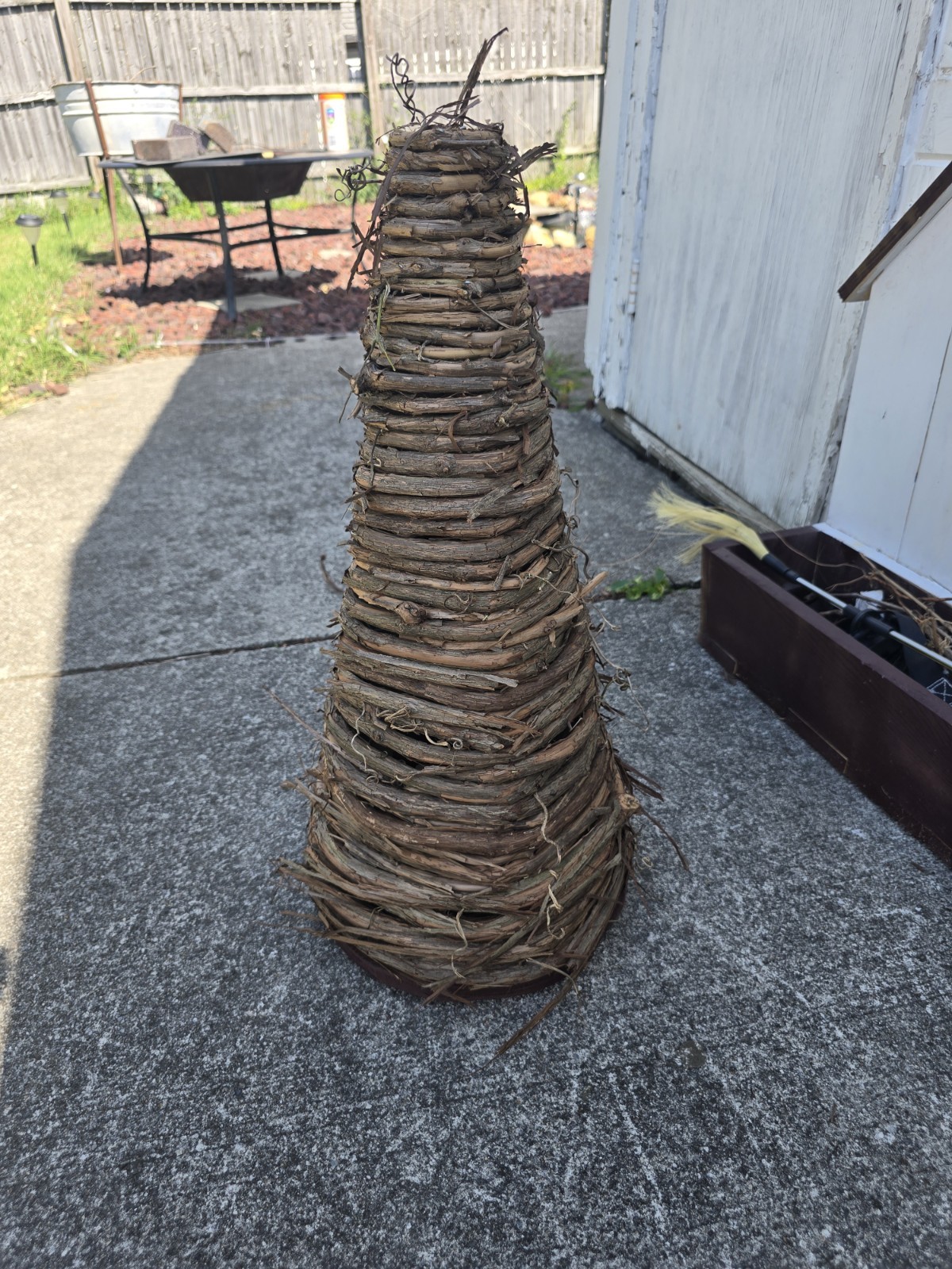 2ft Hand-wrapped Grapevine Tree