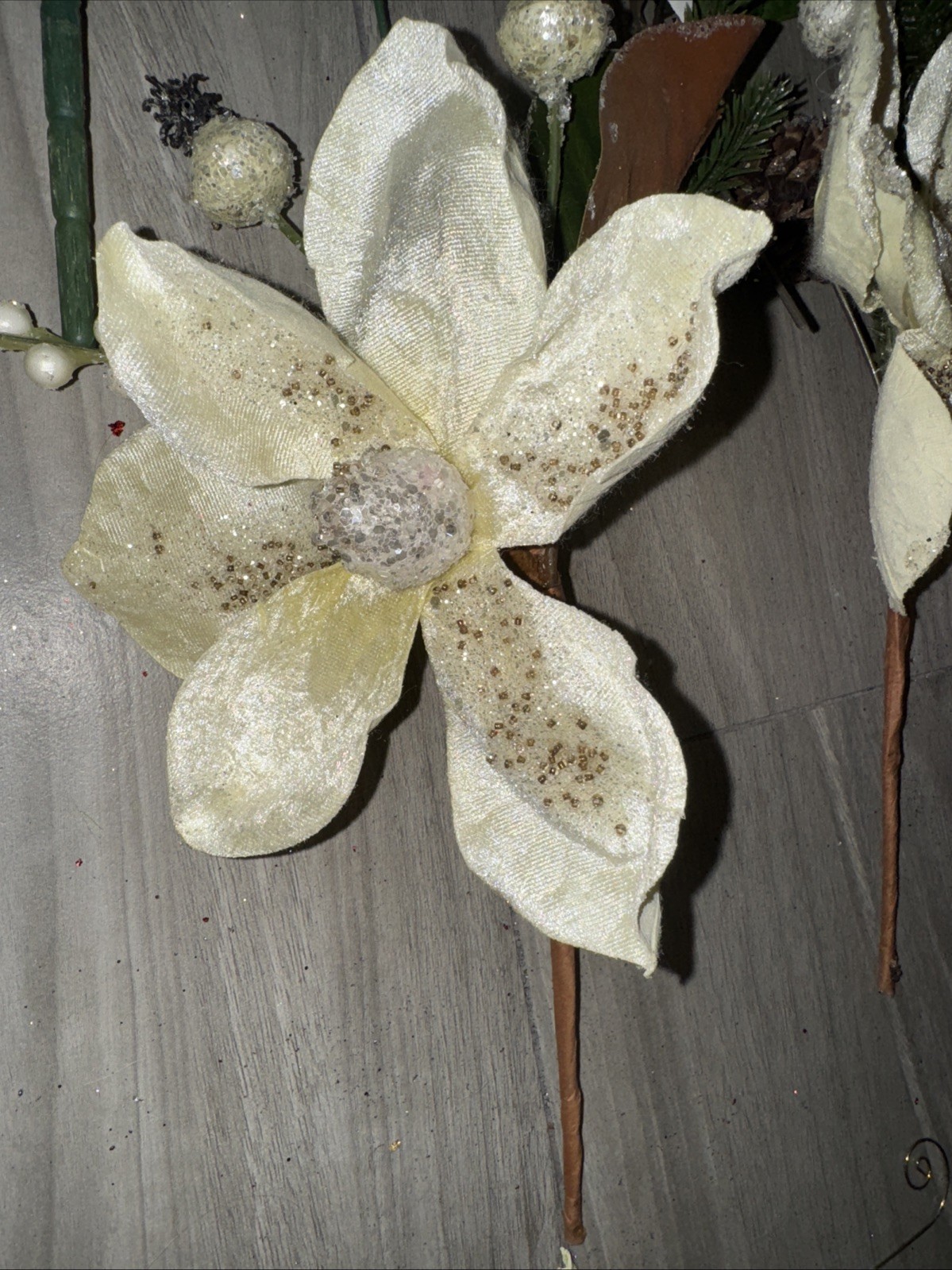 Artificial Flowers Holiday White Floral Stems And Clips Entire Lot Included