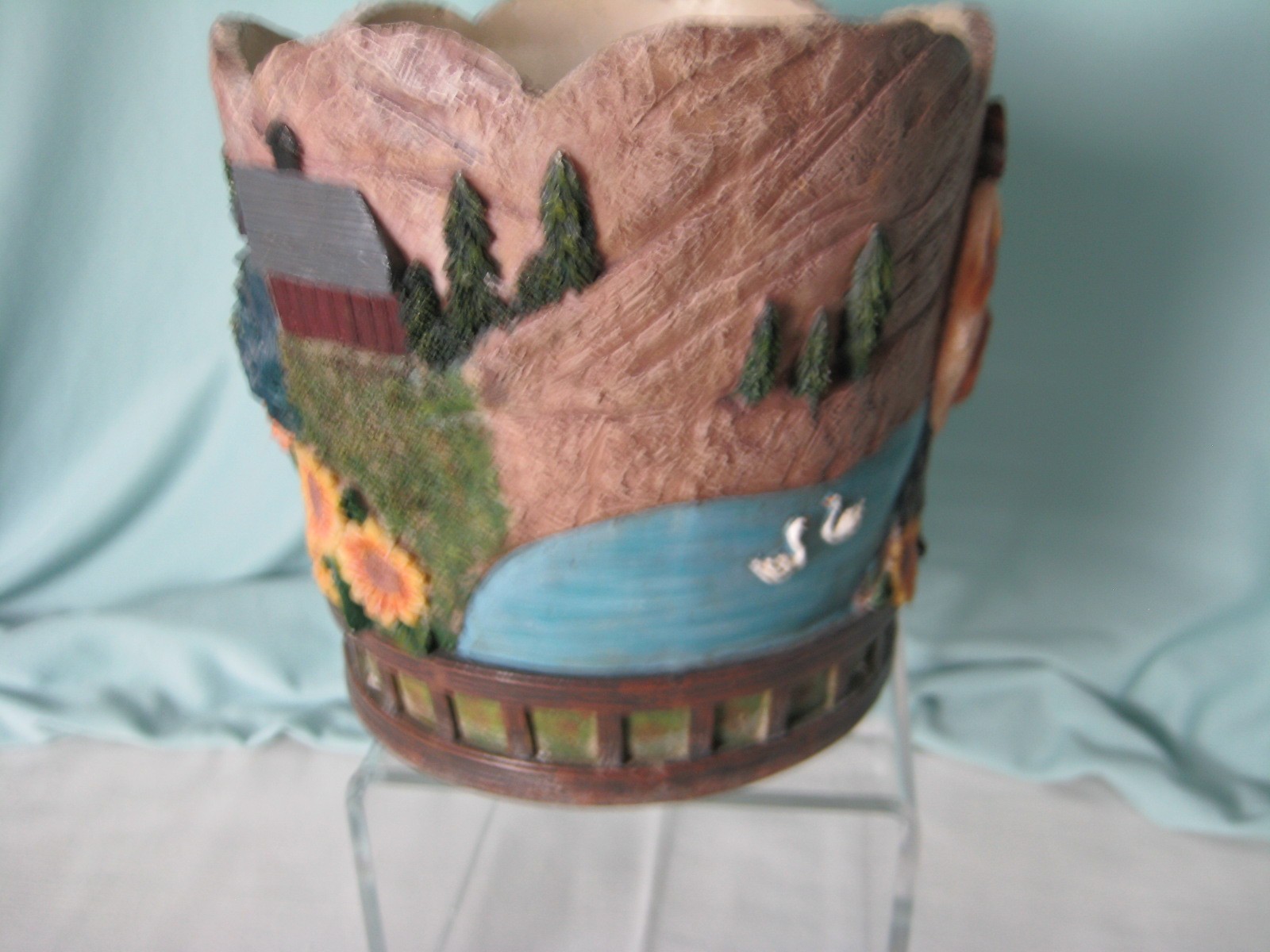 Ganz Decorative Flower Pot Sunrise on Farm Barn Rooster Panel Flowers