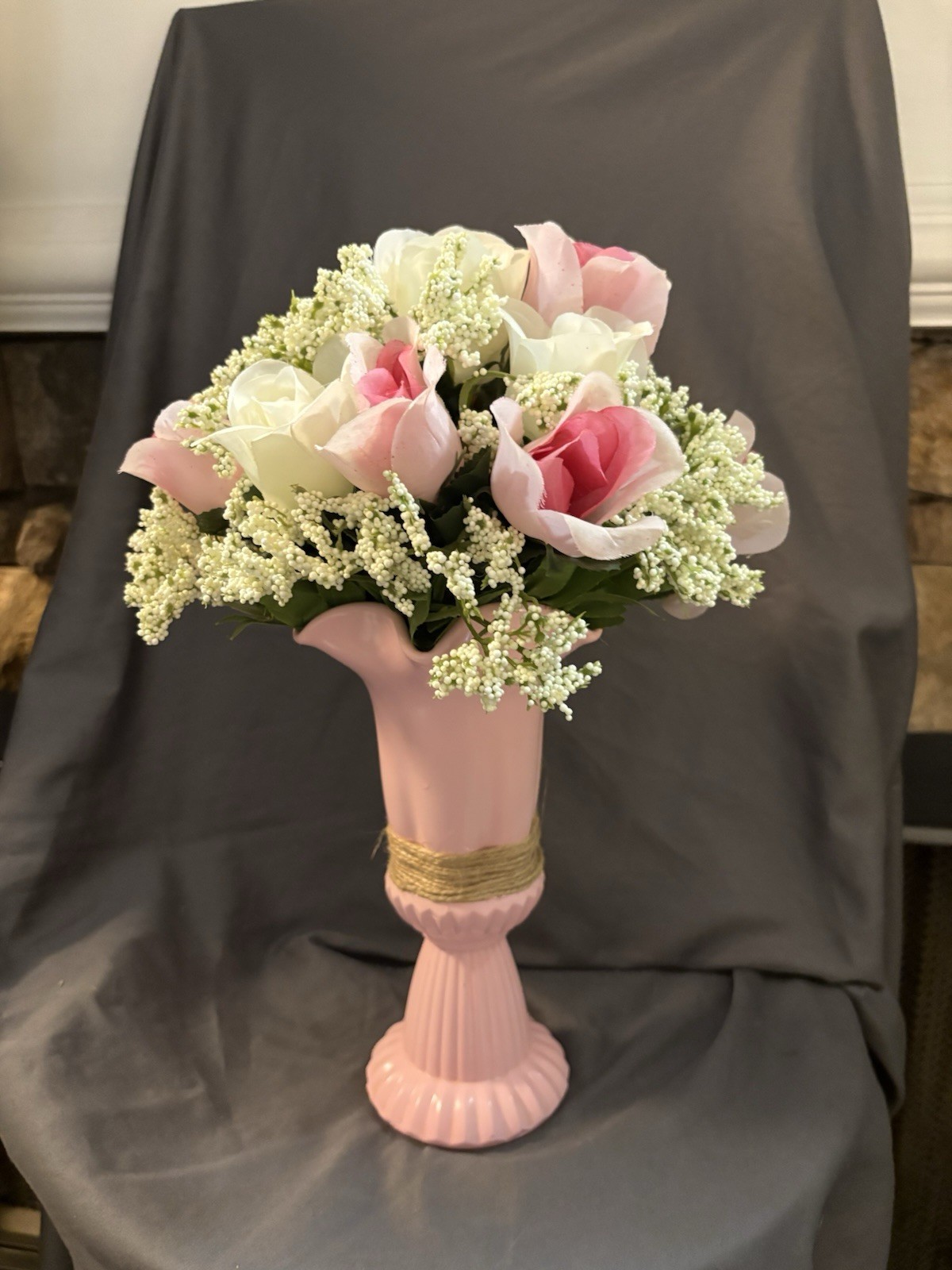 New Handmade Floral Arrangement Pink And White Roses 14” Tall Weighs 3 Lbs L15