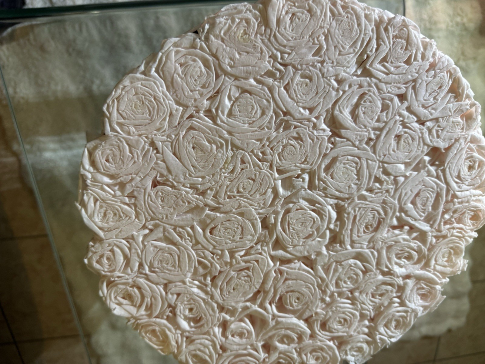 Venus Et Fleur Classic Round Rose Box Arrangement Pinkish Real Flowers