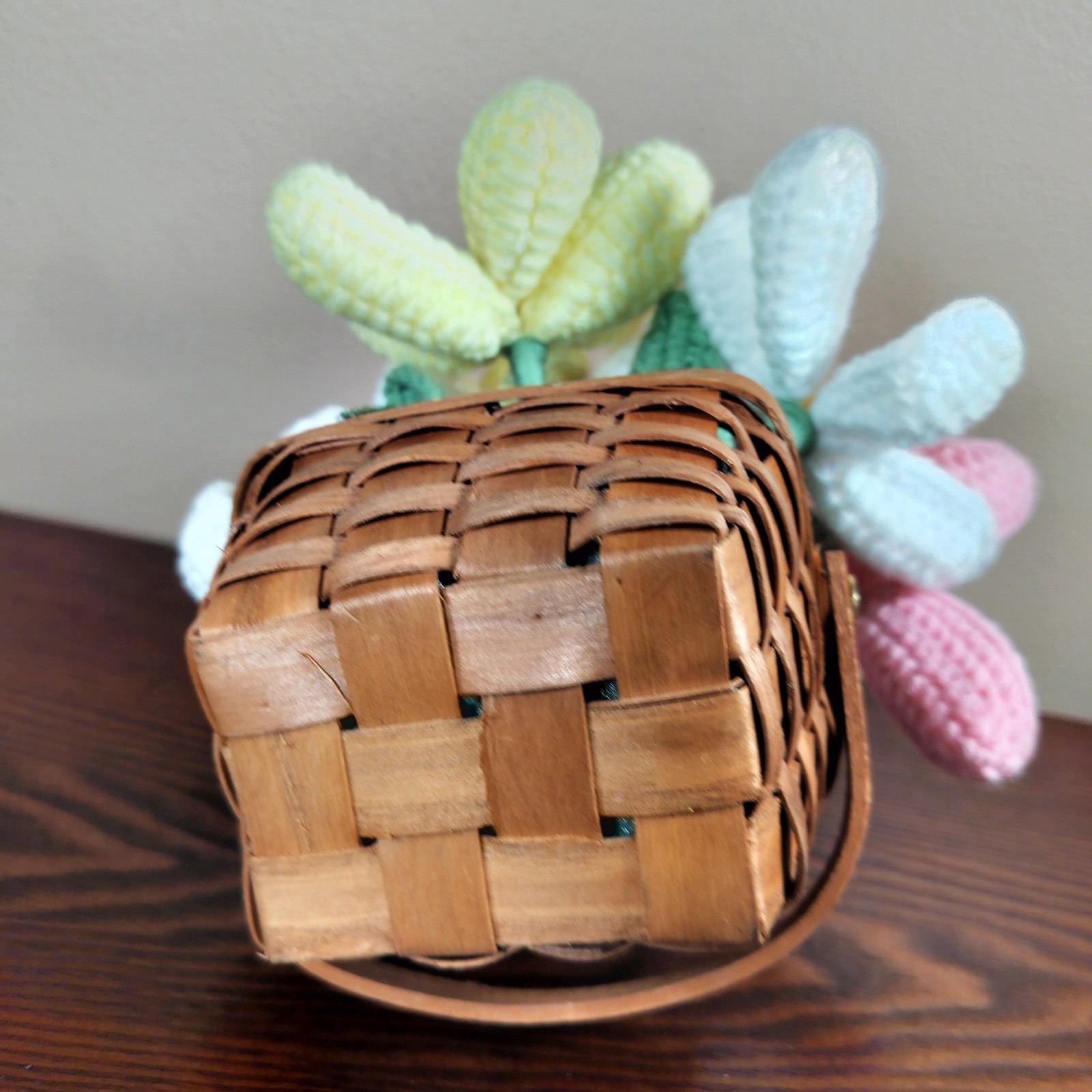 Handmade Crochet Flower Bouquet In Basket w/ Dragonfly Sunflower Lily’s Daisies