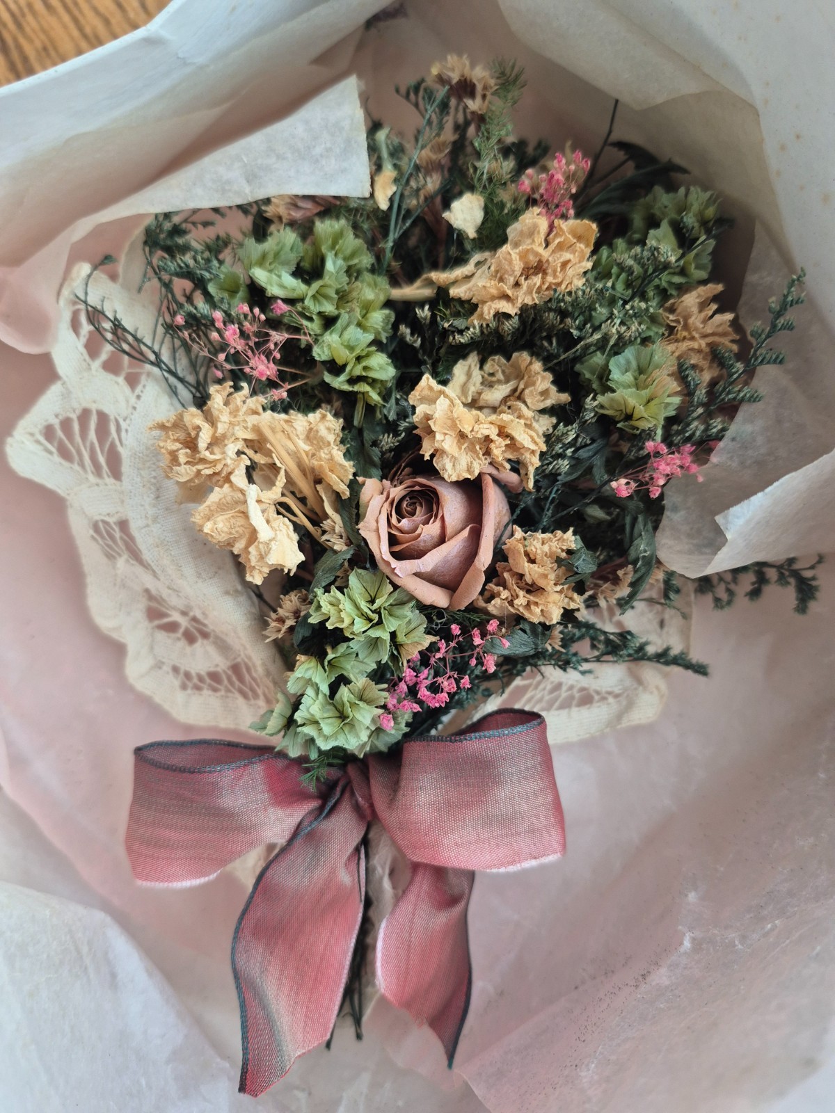 New in Box Vintage Deadstock Small Dried Preserved Flower Bouquet Wall Decor Rom