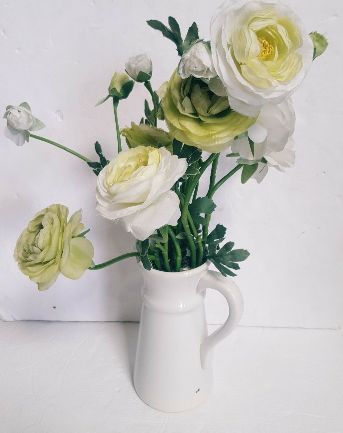 Artificial flowers White Green Ranunculus with white vase with handle Nice