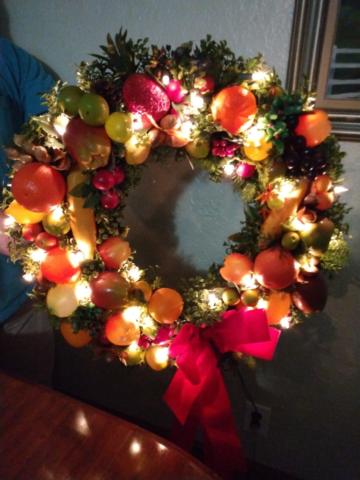 VTG Fall Christmas Door Wreath Large 23″ Fruit Nuts Apples Berries Lighted w/Bow