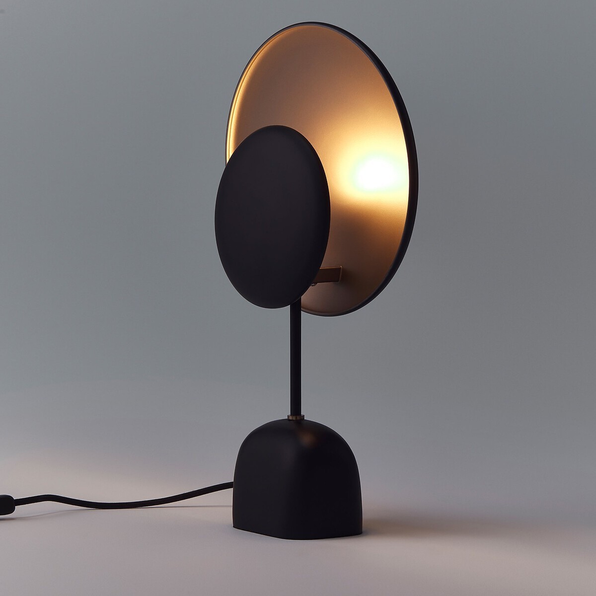Naton Black and Mocha Metal Table Lamp
