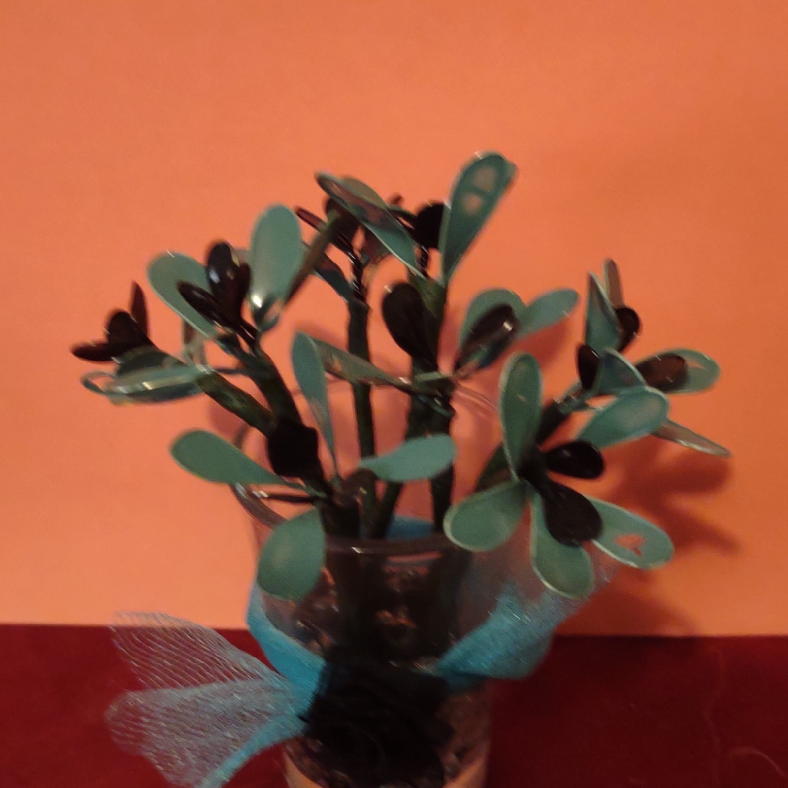 Artificial Floral Arrangement & Centerpiece Glass Vase Blue/Black 5 in Plastic