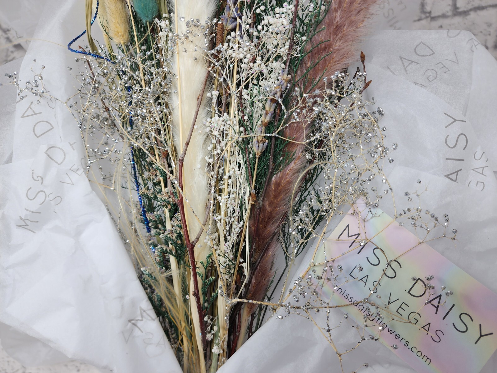 Miss Daisy Large Dried Floral Bouquet, Arrangement 100% All Natural Real Flowers