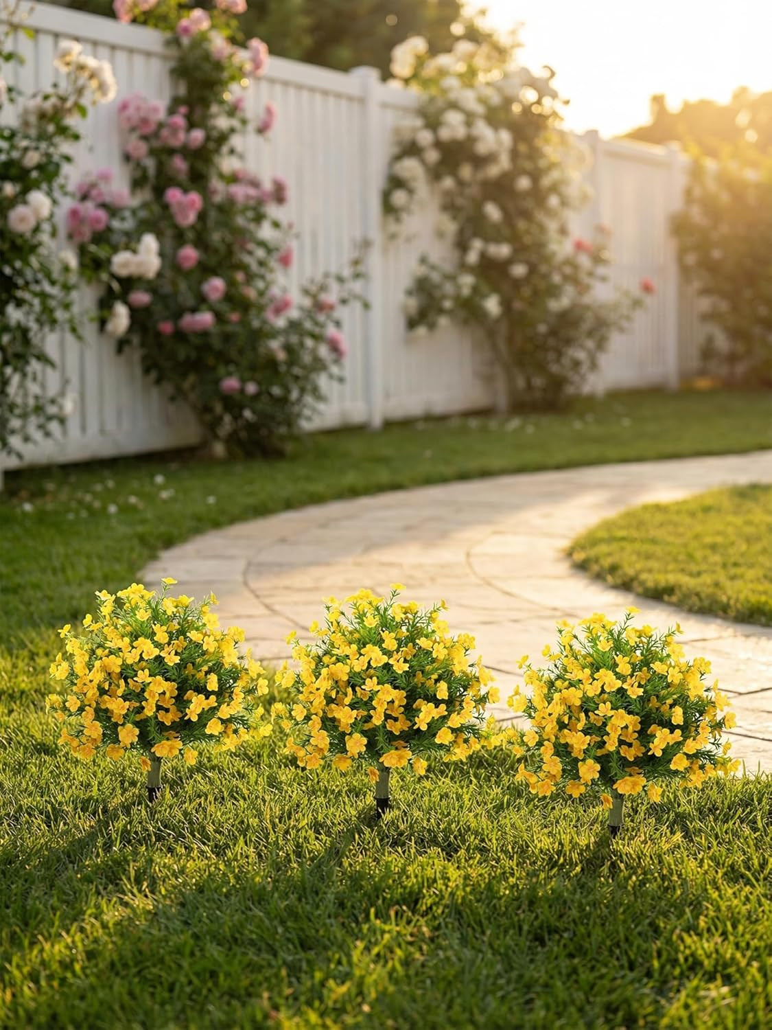 Set of 2 UV Resistant 22.5″ Yellow Boxwood Topiary Ball Trees for Indoor/Outdoor