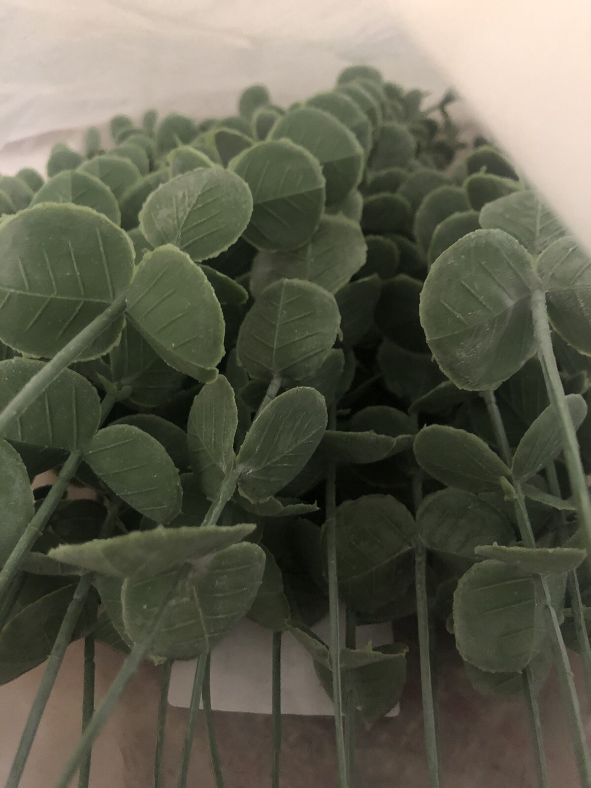 24Pcs Artificial Eucalyptus Leaves Stems 14”Tall Greenery Decor Faux Eucalyptus