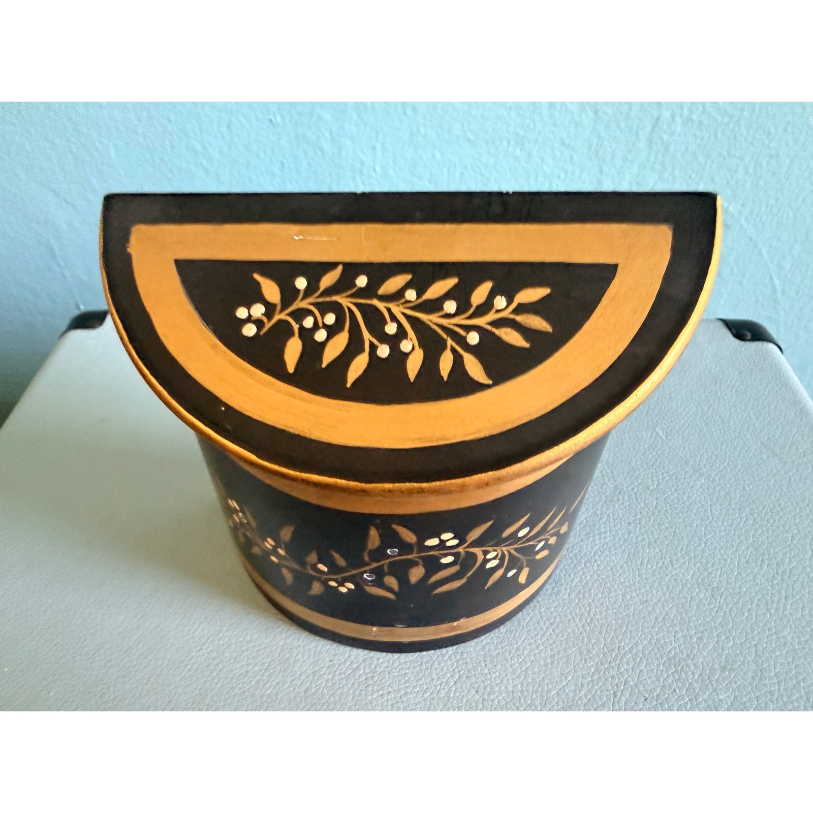 Italian Tole Wall Pocket Hinged Lid Black Gold Hand Painted Made in Italy Box