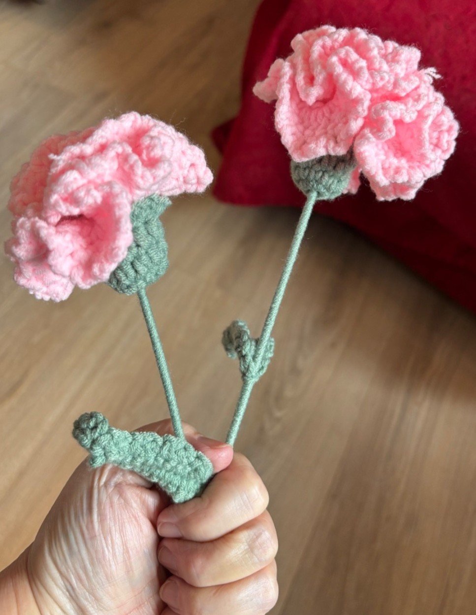 Crochet Pink Carnation Flower Bouquet 17″ Tall with 8.75″ Tall Glass Bud Vase