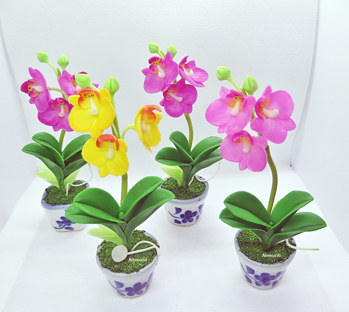 US Stock 4″H Handmade Air-Dry-Clay-Crafted Phalaenopsis Orchid Arranged in Pot