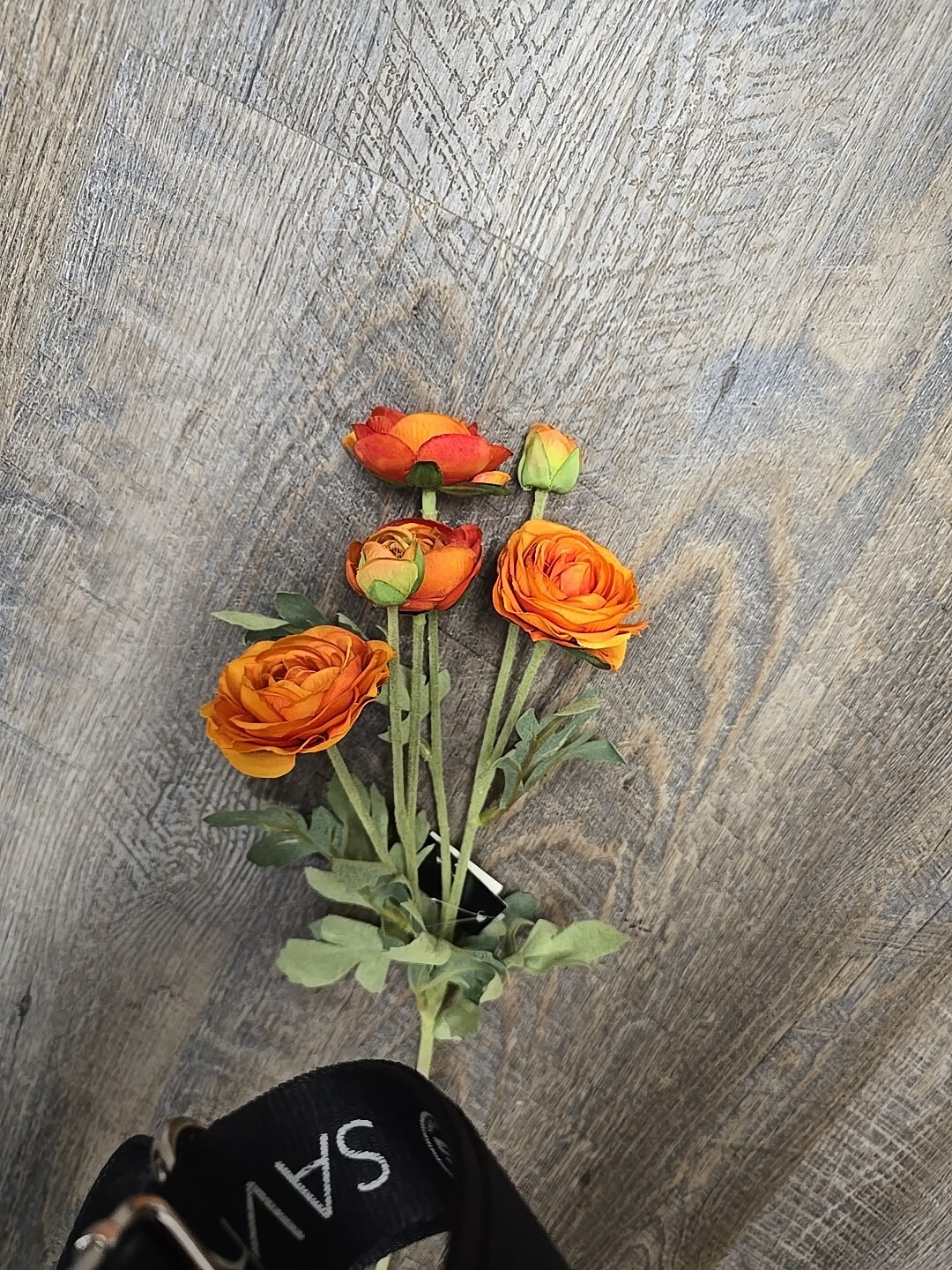 26 INCH ORANGE RANUNCULUS SPRAY STEM WEDDING FLORAL BOUQUET