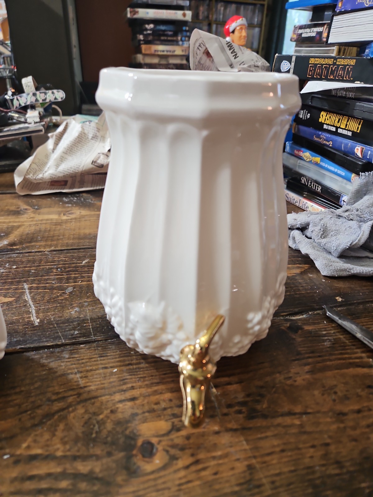 Vtg 2-Piece Lefton Wall Pocket Planter Spigot & Basin Grape & Leaf Pattern #3262