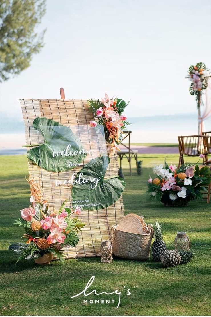 Ling’s Moment Fake Flowers Box, Faux Artificial Greenery Stems Foam Roses