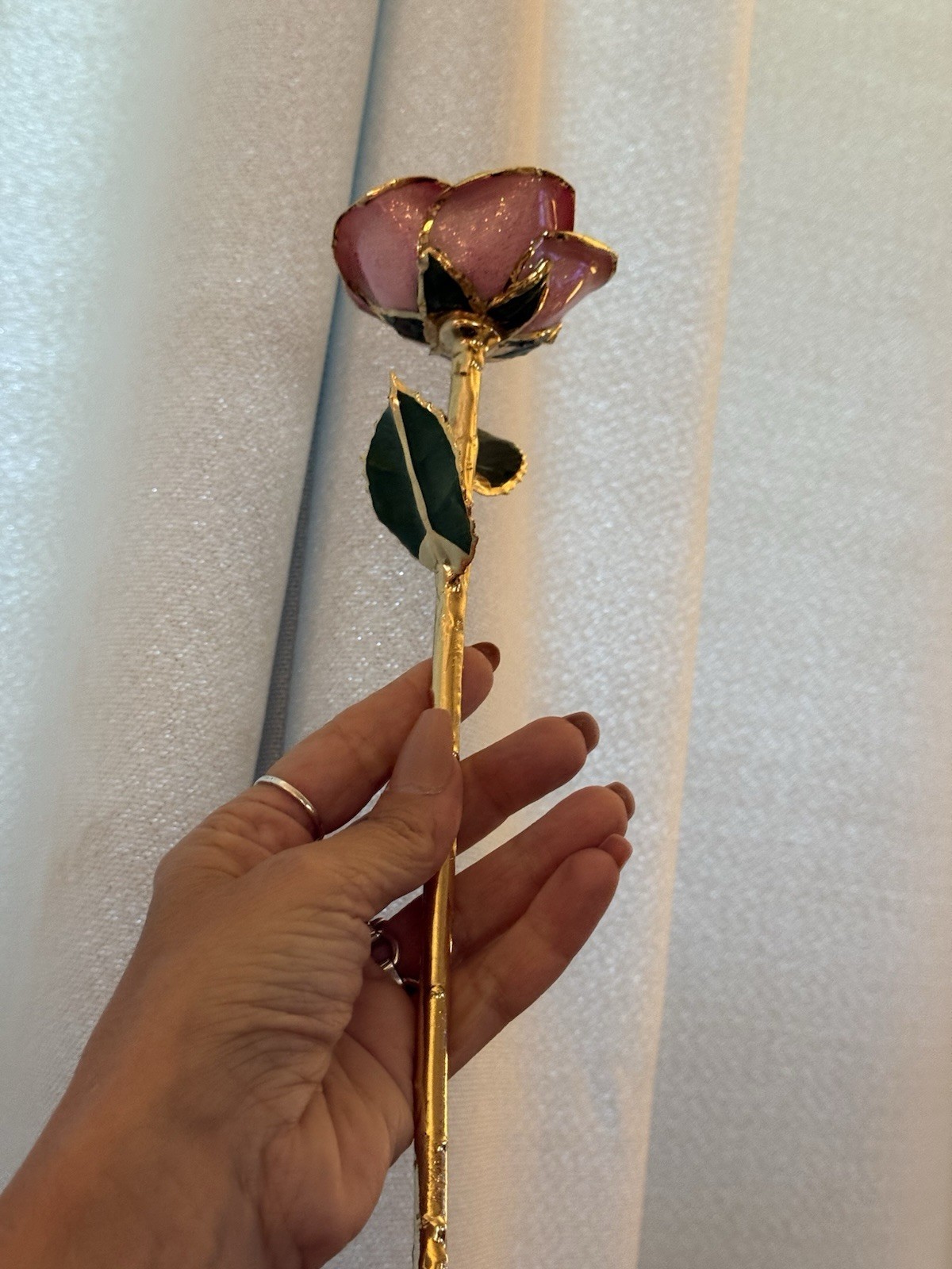 real rose dipped in 24k gold in Plum