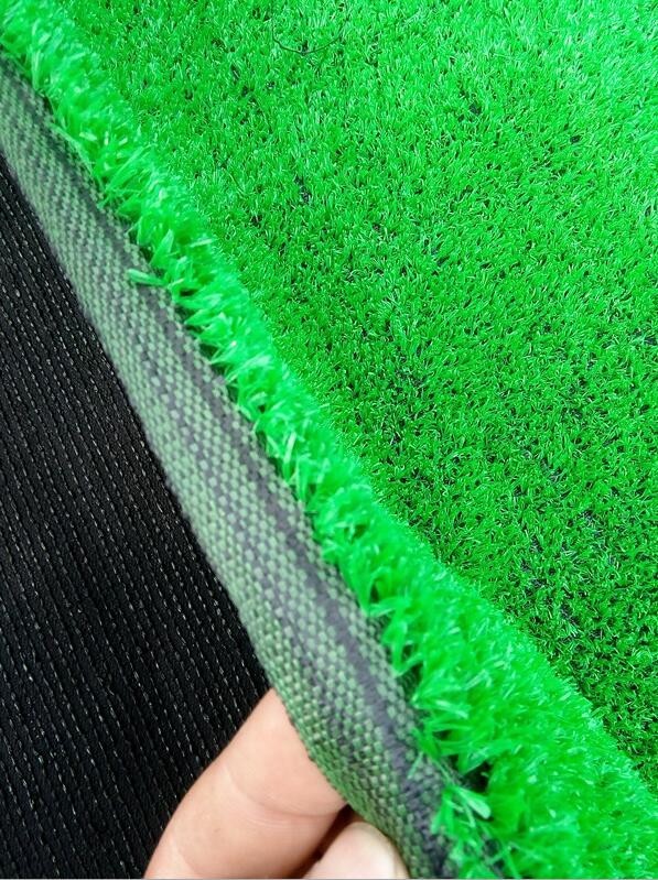 Artificial Grass Dark Emerald Green Color 1.5cm Thick Glf Practice 6.5 x 32ft
