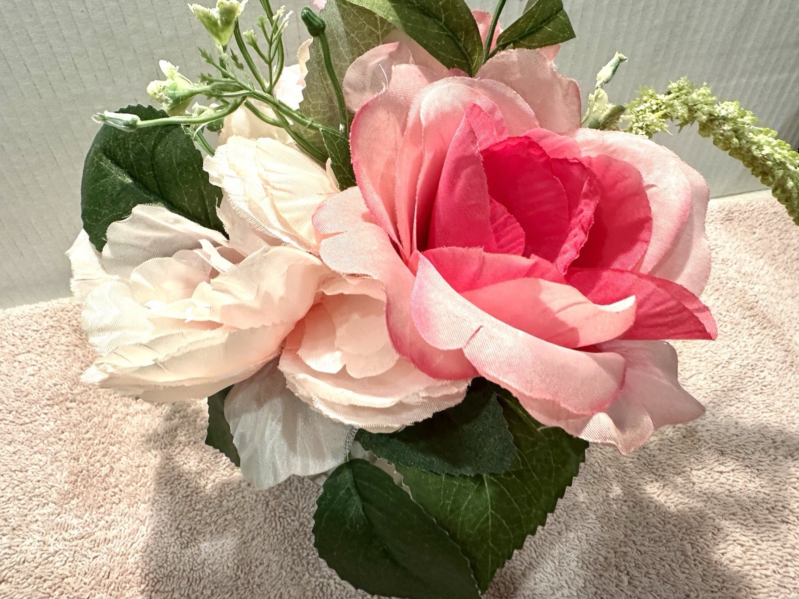 New with Tag Pink Flower Arrangement with Vase Ceramic Vase 10×10