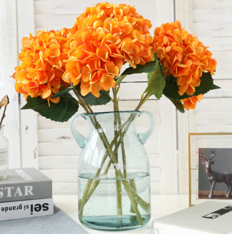 5 pcs Hydrangea Artificial 18″ Royal Real Touch Hydrangea Heads with Stems