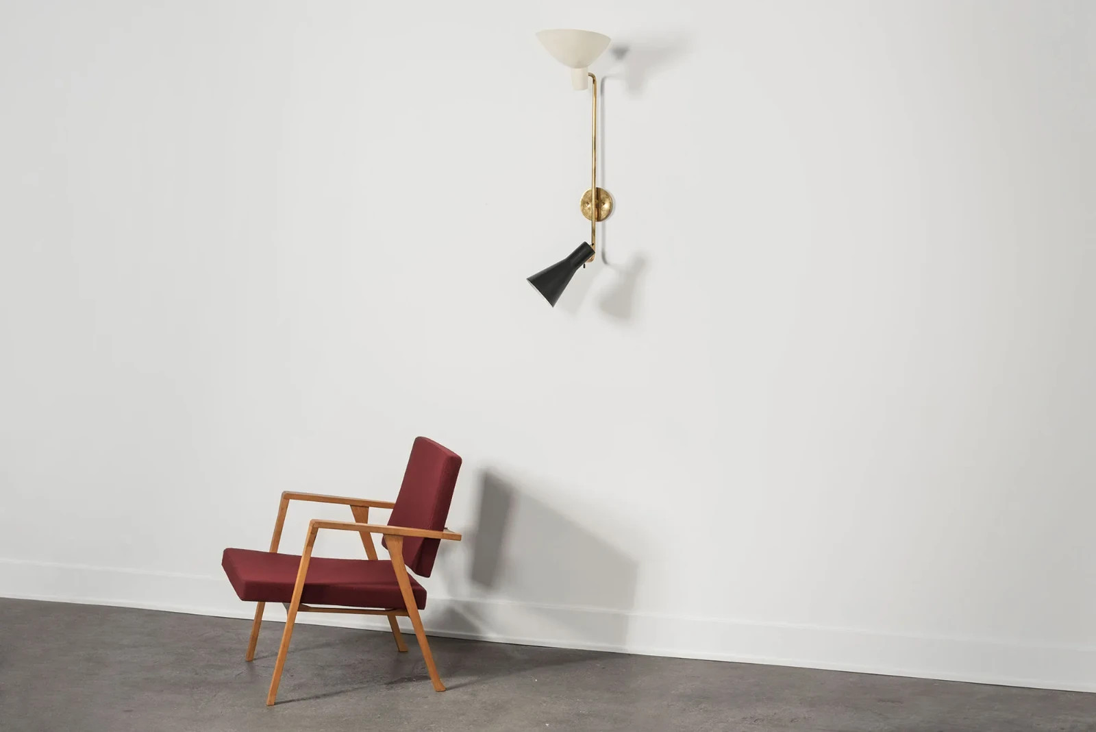 Gino Sarfatti and Vittoriano Viganò Wall light, model 199 (black and white versi