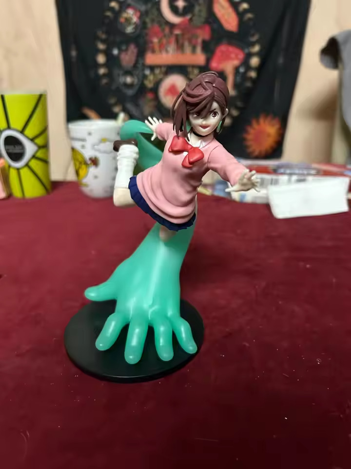Anime Style Dandadan Momo Ayase Figure Green Energy Base Model Collectible