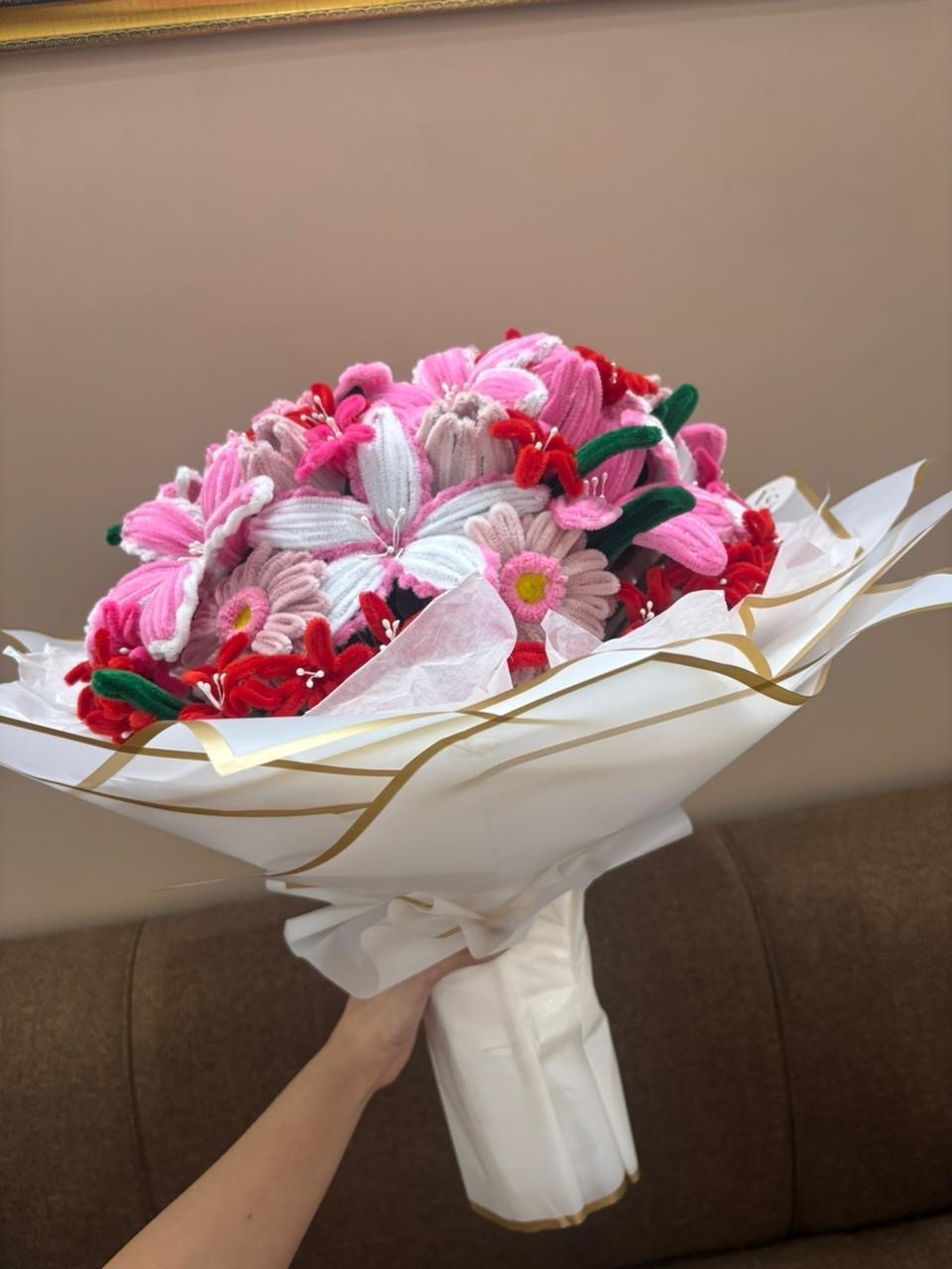HANDMADE LILY TULIP PIPE CLEANER FLOWERS BOUQET