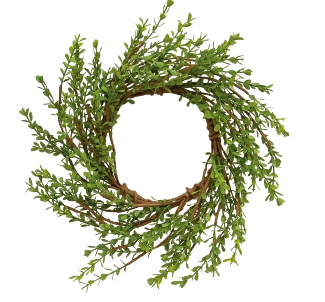 4-1/2″ Baby Boxwood Candle Ring