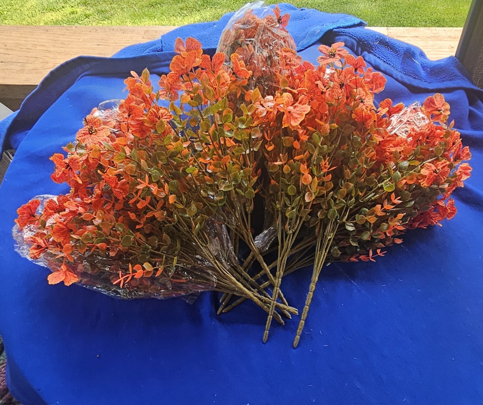 32 Pcs Artifical Flowers