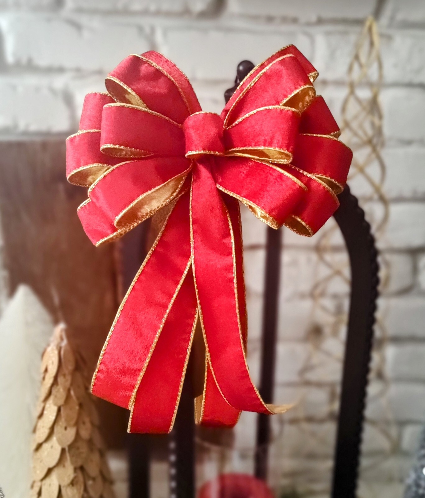 10×16 DeLUXE Red Velvet Bow, Wired Ribbon with Gold Lining