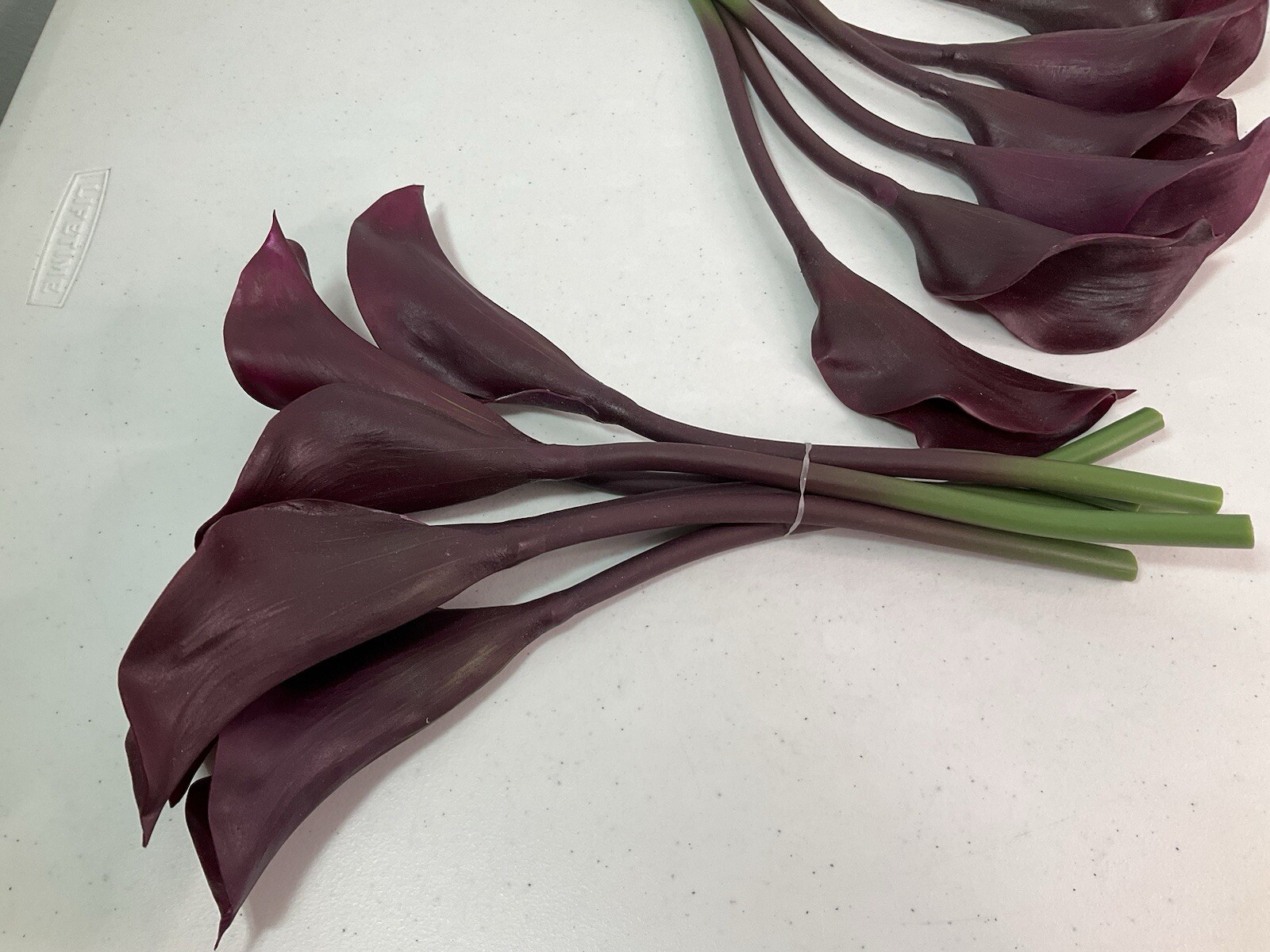 NDI Deep Plum Purple Calla Lily Faux Flower Stems. Lot: 12 Stems. ~12” Stems-NEW