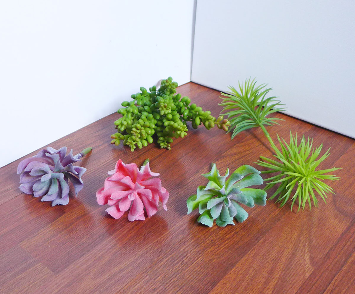 6 Pcs Succulents Artificial Plants Mix Grass (M36)