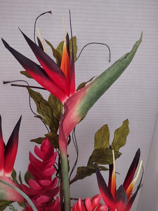 Tropical table centerpiece.